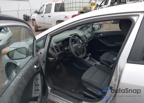 2016 Kia Forte Lx из США, поврежденный, VIN KNAFX4A63G5506268